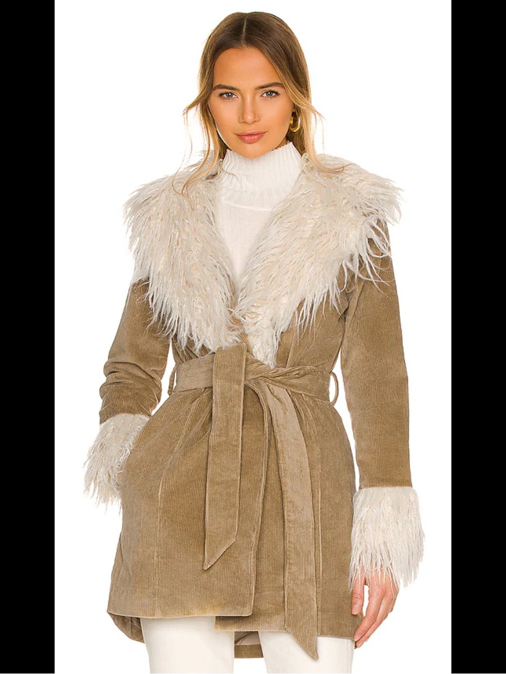 Penny Lane Coat in Beige
SHOW ME YOUR MUMU - medium faux fur corduroy fall cozy - Picture 2 of 16